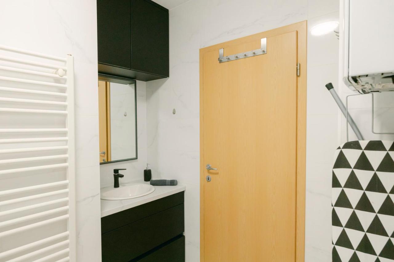 Ladenta Apartman*** Zagreb Luaran gambar