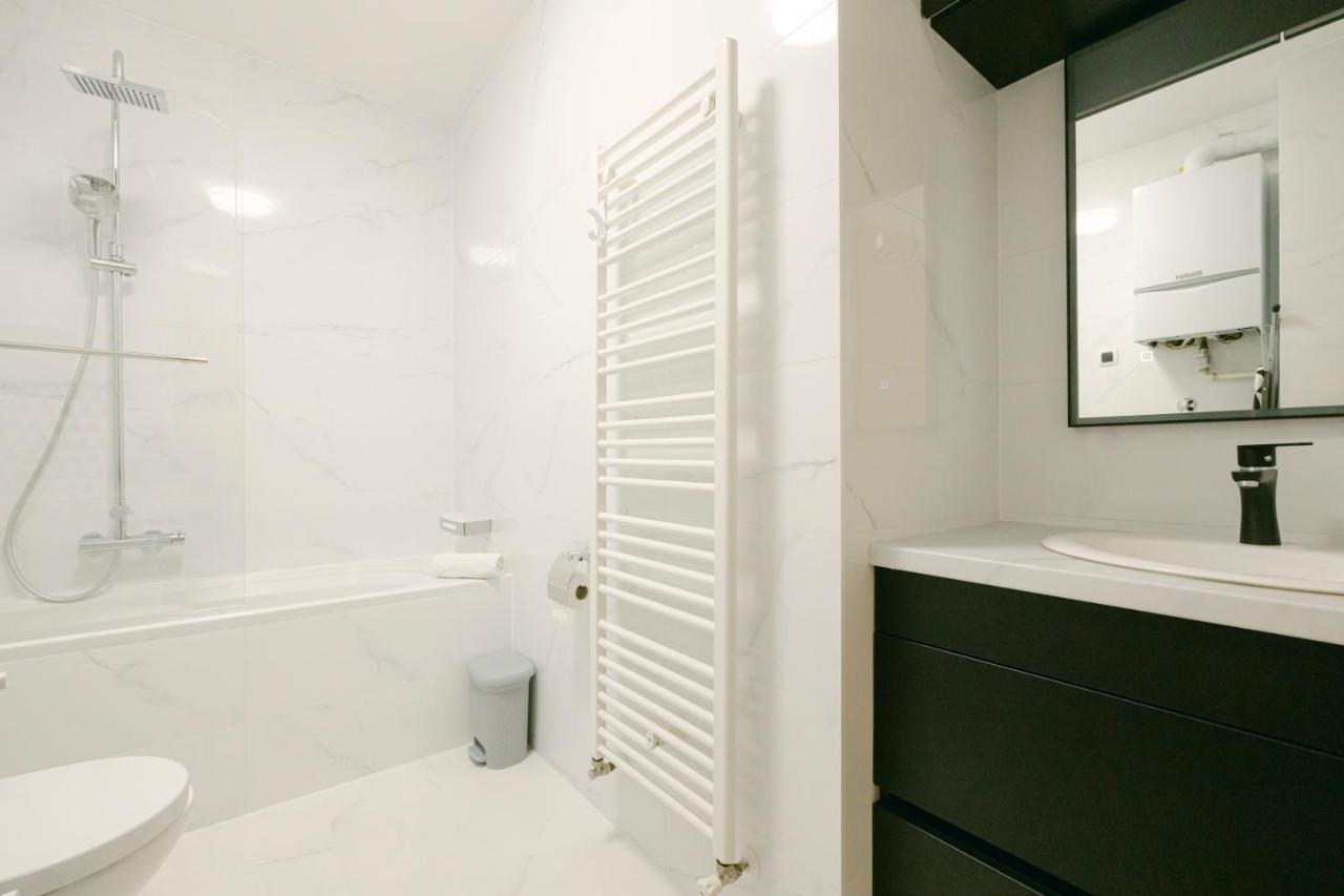 Ladenta Apartman*** Zagreb Luaran gambar